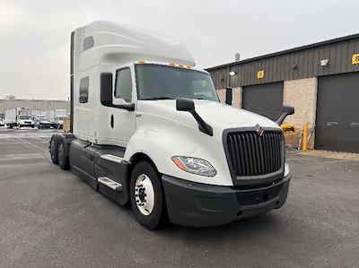 Used 2023 International LT - photo 1