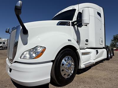 Used 2022 Kenworth T680 Paccar MX/MX-13 Semi Truck for sale #CO10648 - photo 1