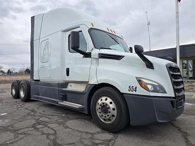 Used 2022 Freightliner Cascadia Detroit DD13 Semi Truck with Sleeper Cab for sale #CO11021 - photo 1