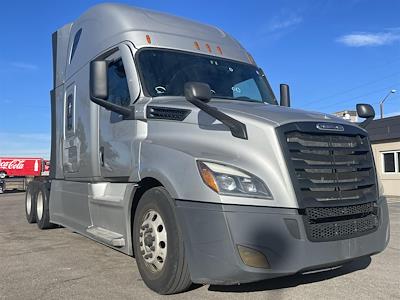 Used 2022 Freightliner Cascadia Detroit Diesel DD15 Semi Truck with Sleeper Cab for sale #CO11110 - photo 1