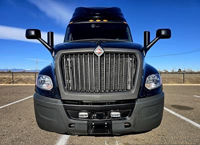 Used 2022 International LT - photo 1
