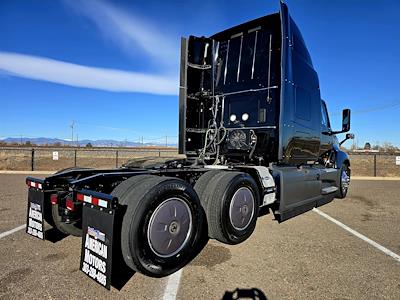 Used 2022 International LT - photo 1