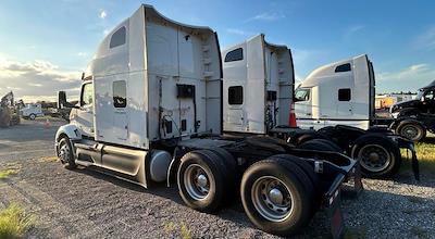 Used 2023 Peterbilt 579 - photo 1
