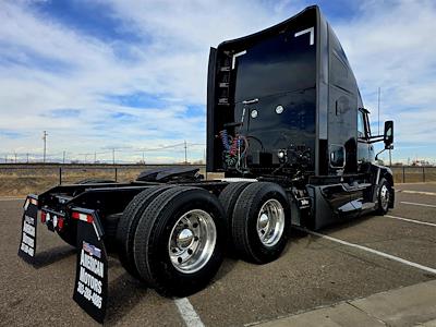 Used 2023 Kenworth T680 - photo 1