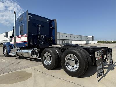 Used 2022 Kenworth W990 Paccar Semi Truck for sale #MO10382 - photo 2