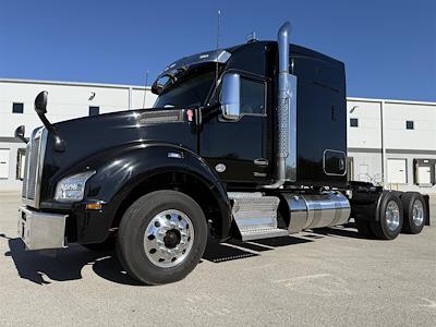 Used 2022 Kenworth T880 Cummins ISX / X15 Semi Truck for sale #MO10781 - photo 1