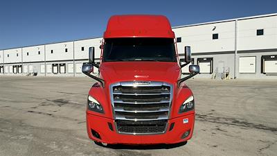 Used 2023 Freightliner Cascadia Detroit Diesel DD15 Semi Truck with Sleeper Cab for sale #MO11105 - photo 2