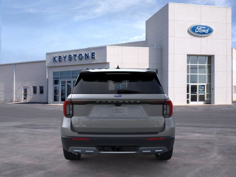 New 2026 Ford Explorer - photo 8