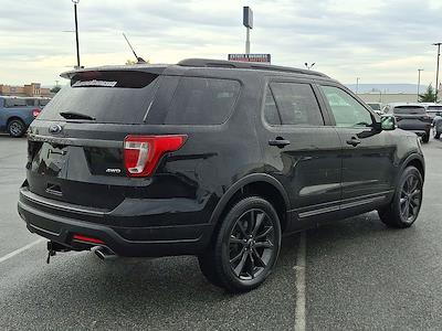 Used 2018 Ford Explorer - photo 2