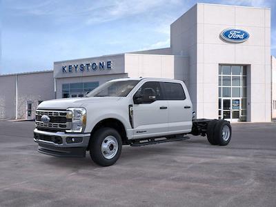 2026 Ford F-350 Crew Cab DRW 4WD Cab Chassis for sale #C26055 - photo 1