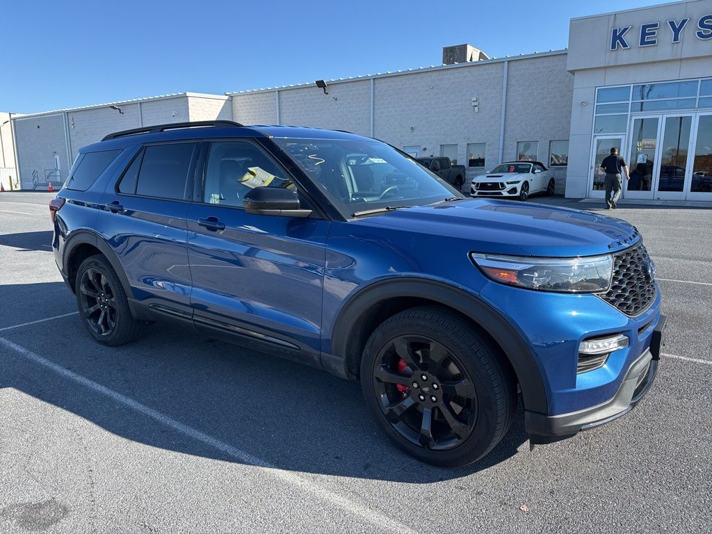 Used 2022 Ford Explorer - photo 1
