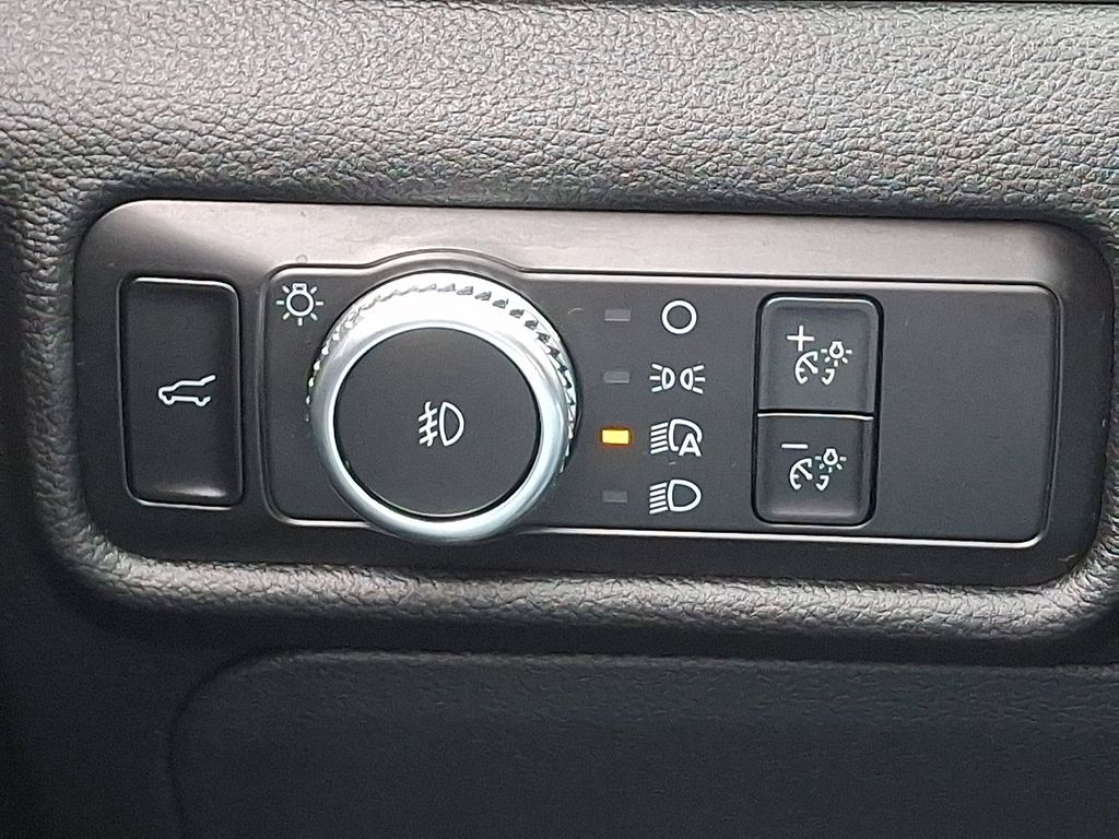 Used 2022 Ford Explorer - photo 26