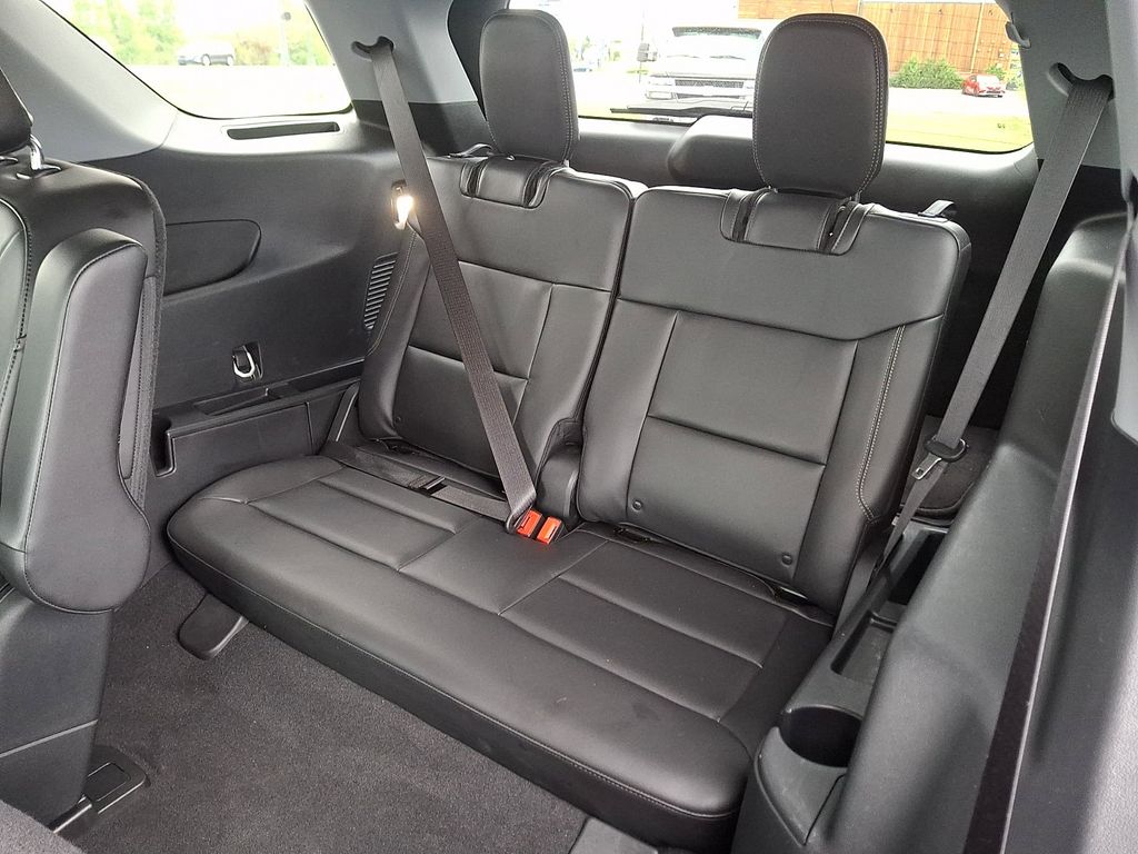 Used 2023 Ford Explorer - photo 9