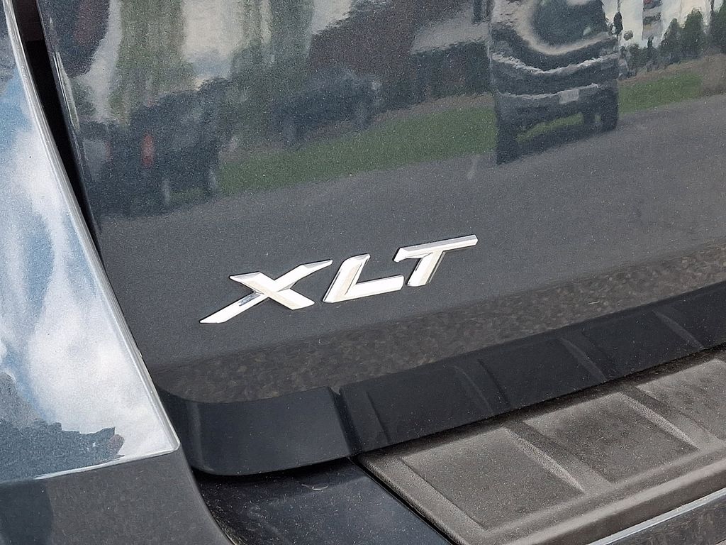 Used 2023 Ford Explorer - photo 31