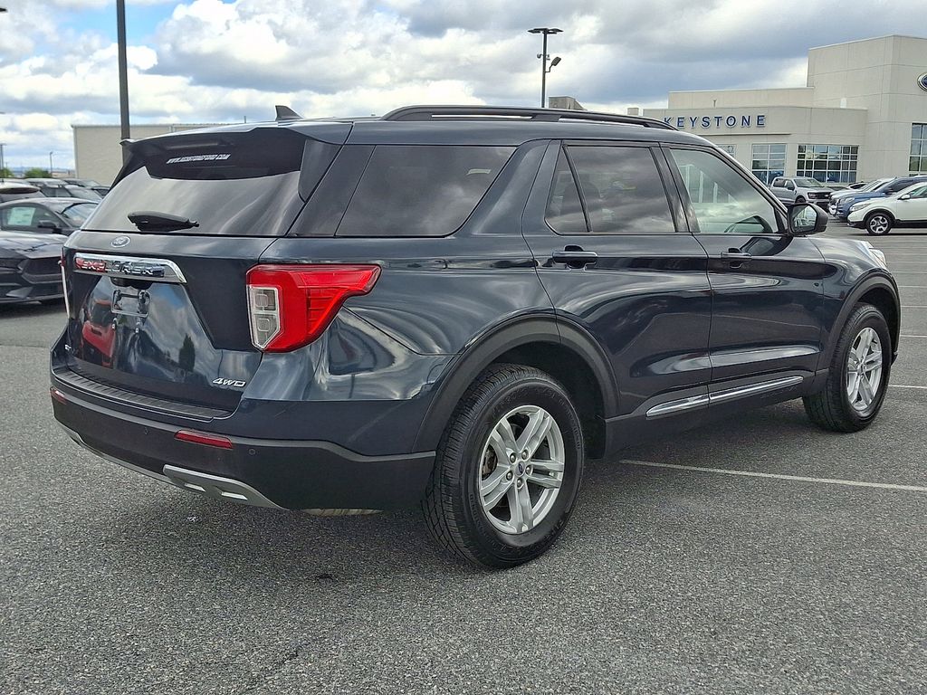Used 2023 Ford Explorer - photo 2