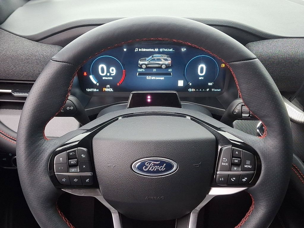 Used 2025 Ford Explorer - photo 18