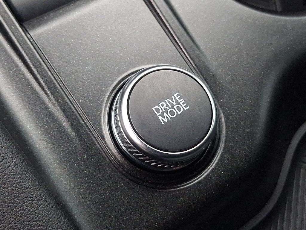 Used 2025 Ford Explorer - photo 22