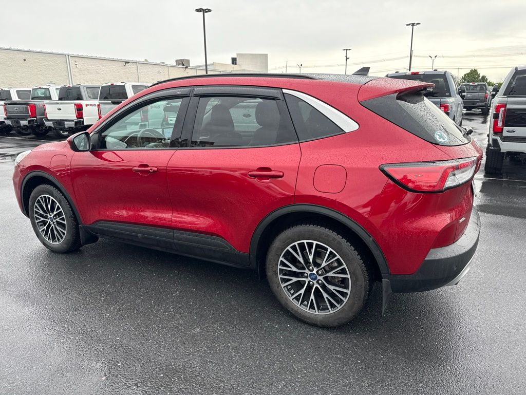 Used 2022 Ford Escape - photo 5