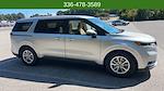 Used 2022 Kia Carnival LXS Minivan for sale #L25318B - photo 11