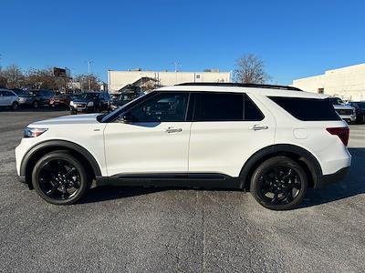Used 2023 Ford Explorer ST-Line for sale #L26939B - photo 2