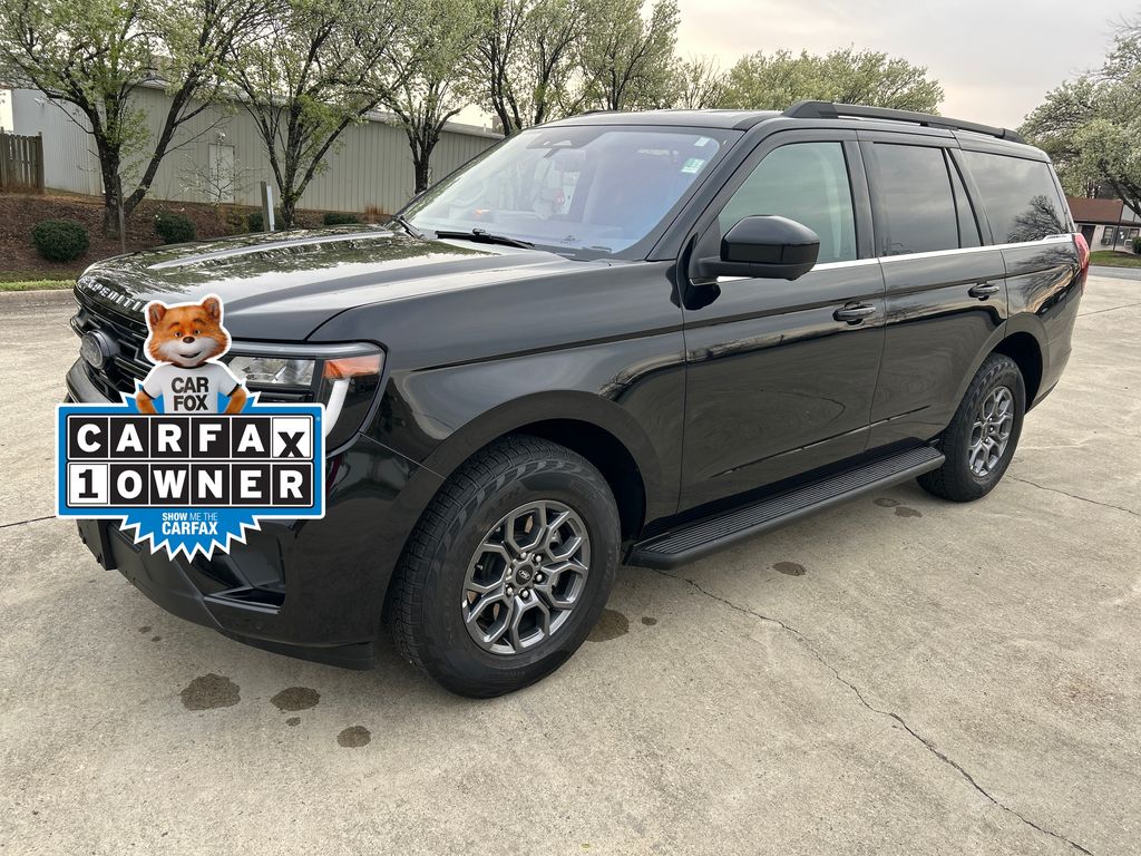 Used 2025 Ford Expedition - photo 1