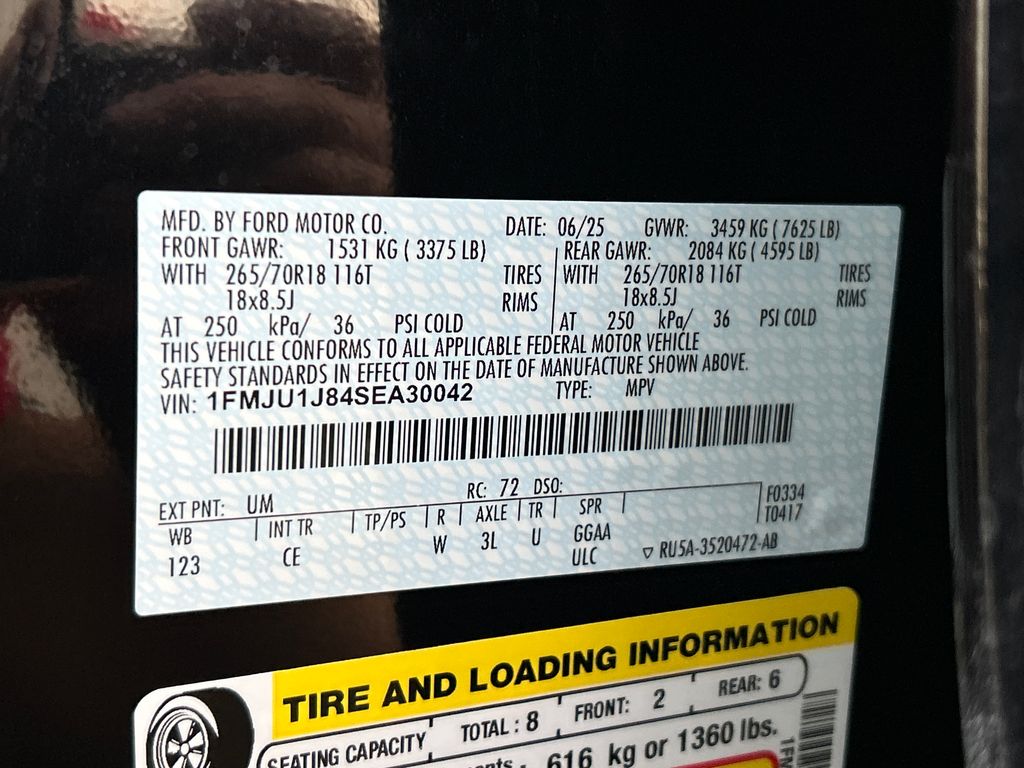 Used 2025 Ford Expedition - photo 32