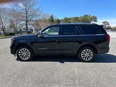 Used 2025 Ford Expedition - photo 1