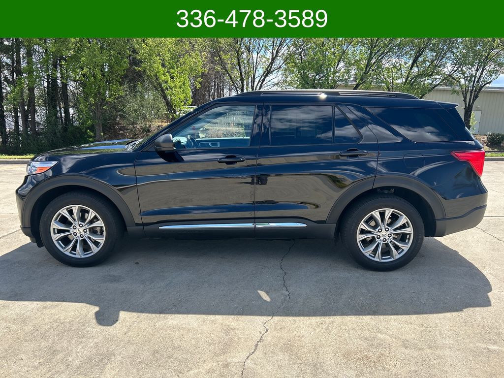 Used 2022 Ford Explorer - photo 2