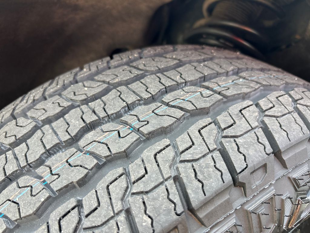 Used 2023 Ford Explorer - photo 31
