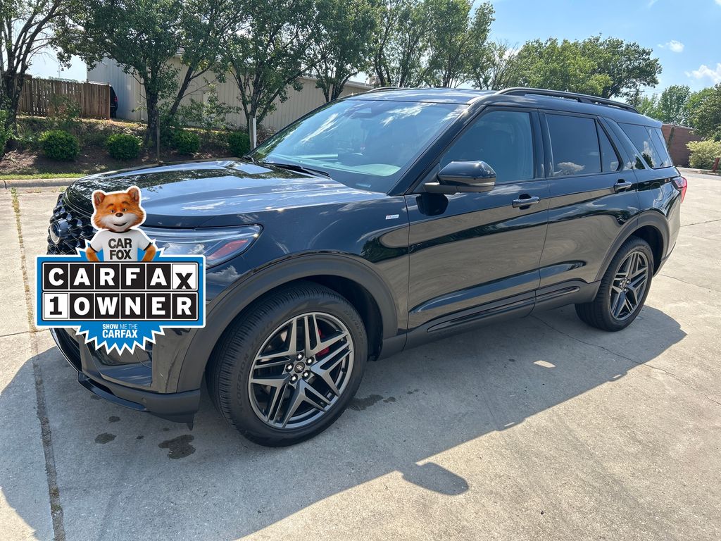 Used 2025 Ford Explorer - photo 1