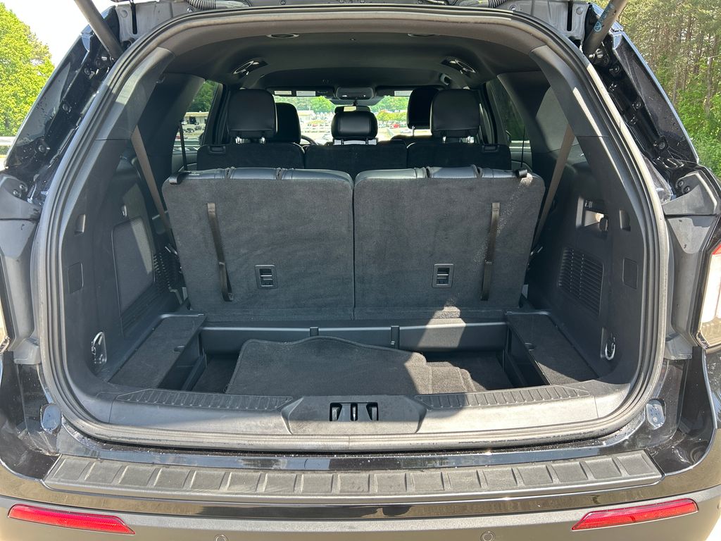 Used 2025 Ford Explorer - photo 22