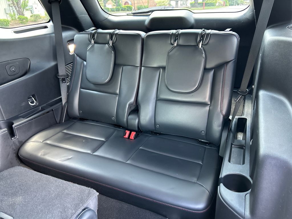 Used 2025 Ford Explorer - photo 29