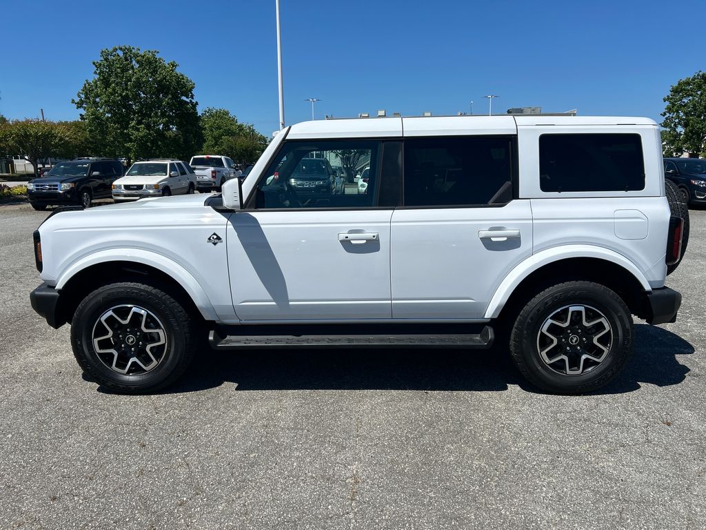 Used 2025 Ford Bronco - photo 2