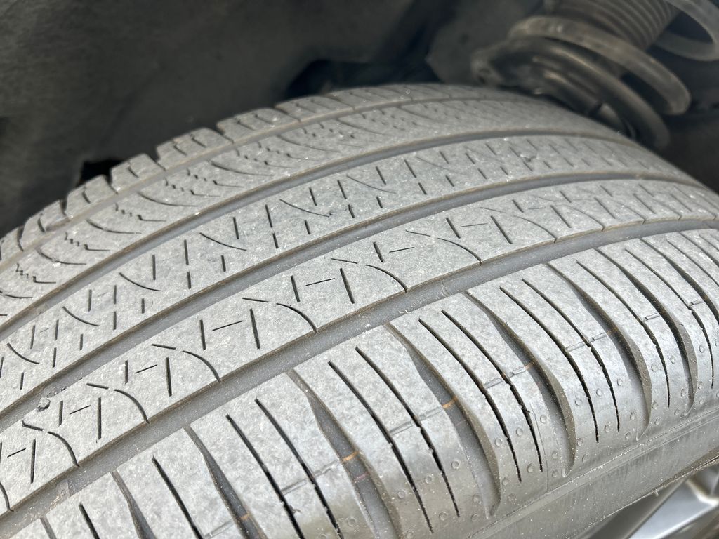 Used 2025 Ford Explorer - photo 30