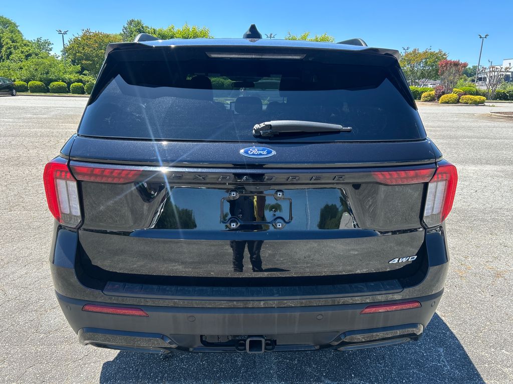 Used 2025 Ford Explorer - photo 7