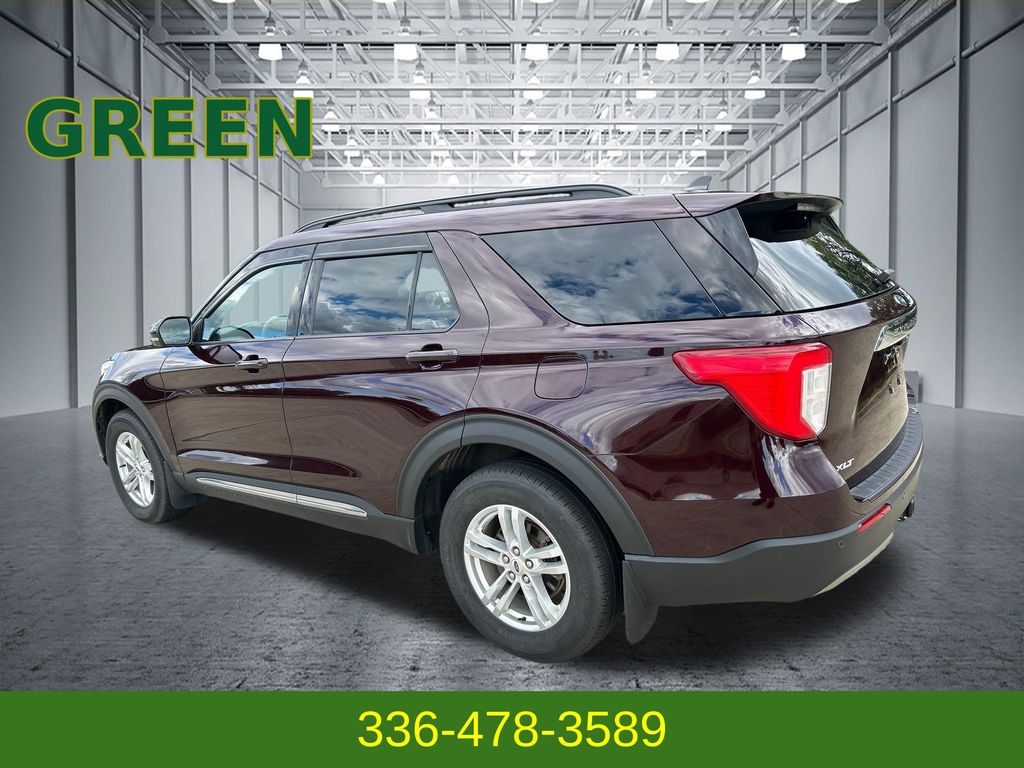 Used 2023 Ford Explorer - photo 2
