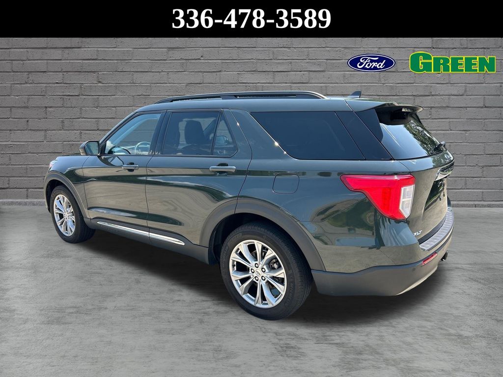 Used 2023 Ford Explorer - photo 2