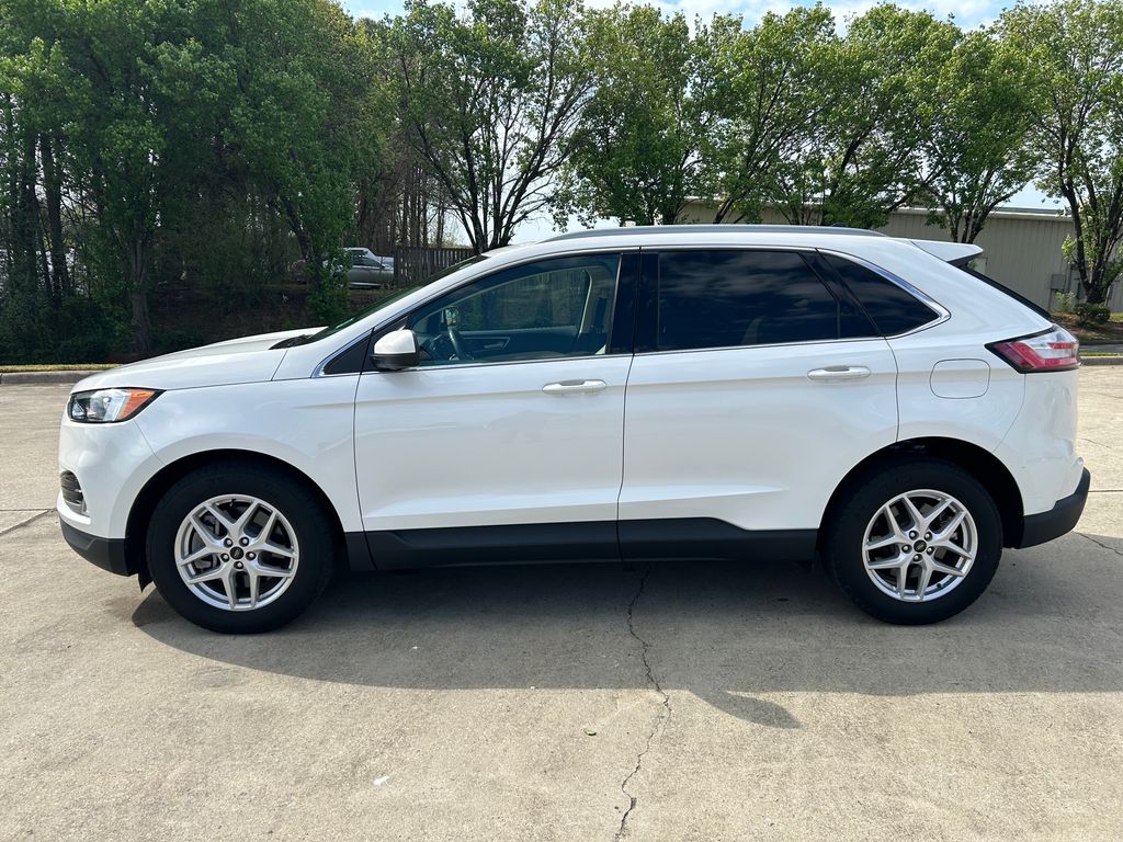 Used 2023 Ford Edge - photo 2