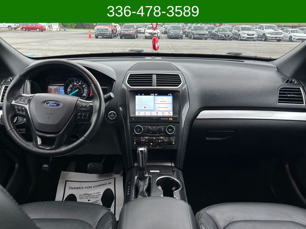 Used 2017 Ford Explorer - photo 9