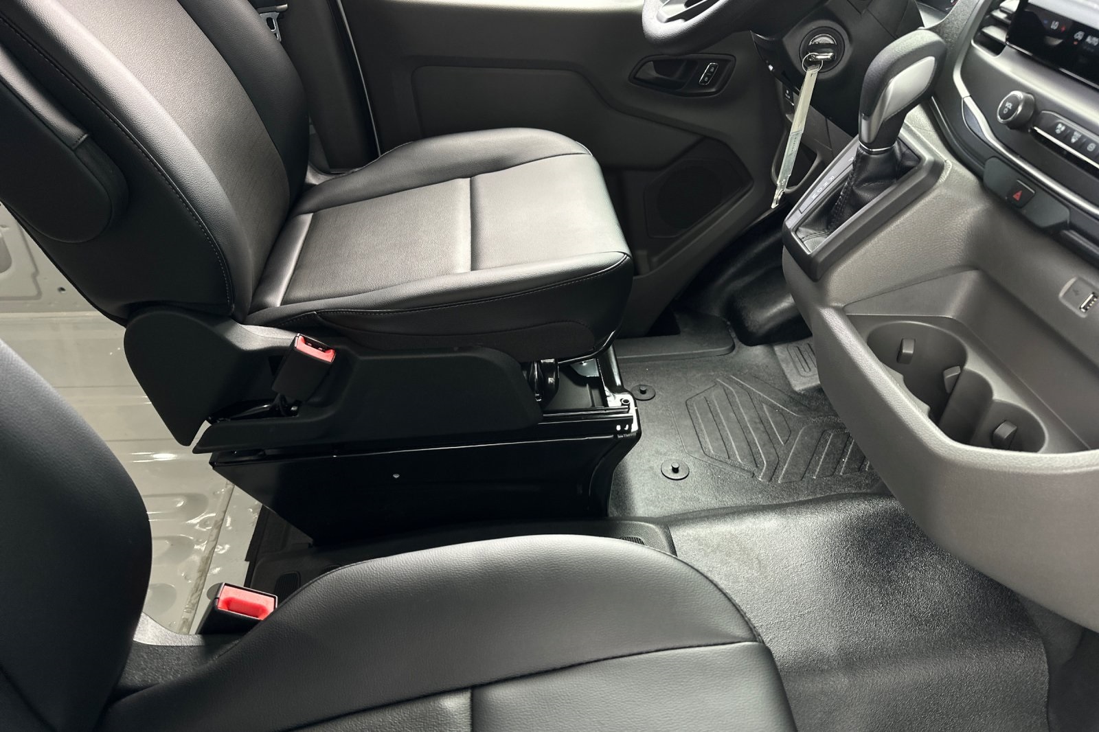 New 2025 Ford Transit 150 - photo 18