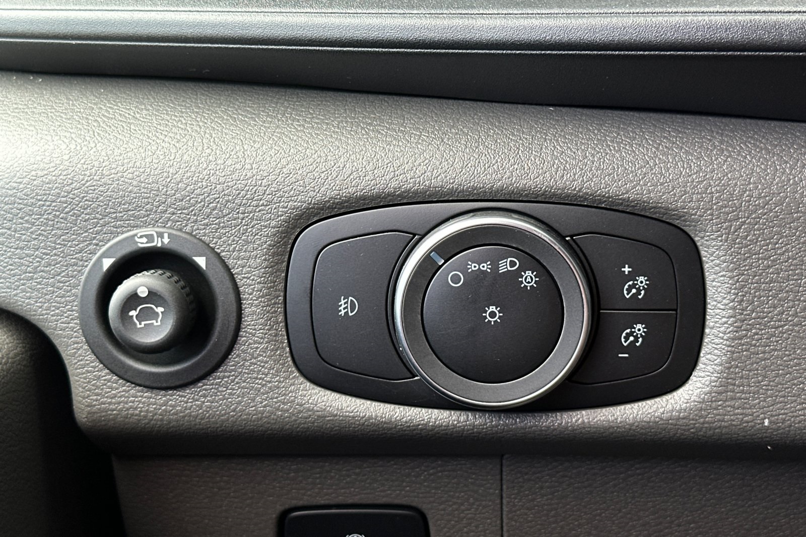 New 2025 Ford Transit 150 - photo 30