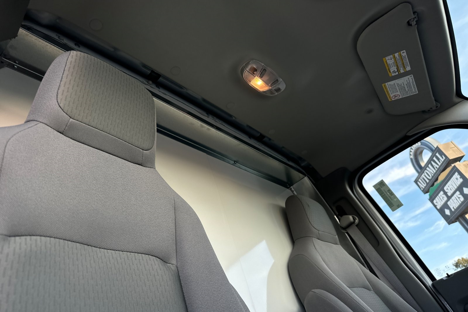 New 2026 Ford E-450 - photo 19