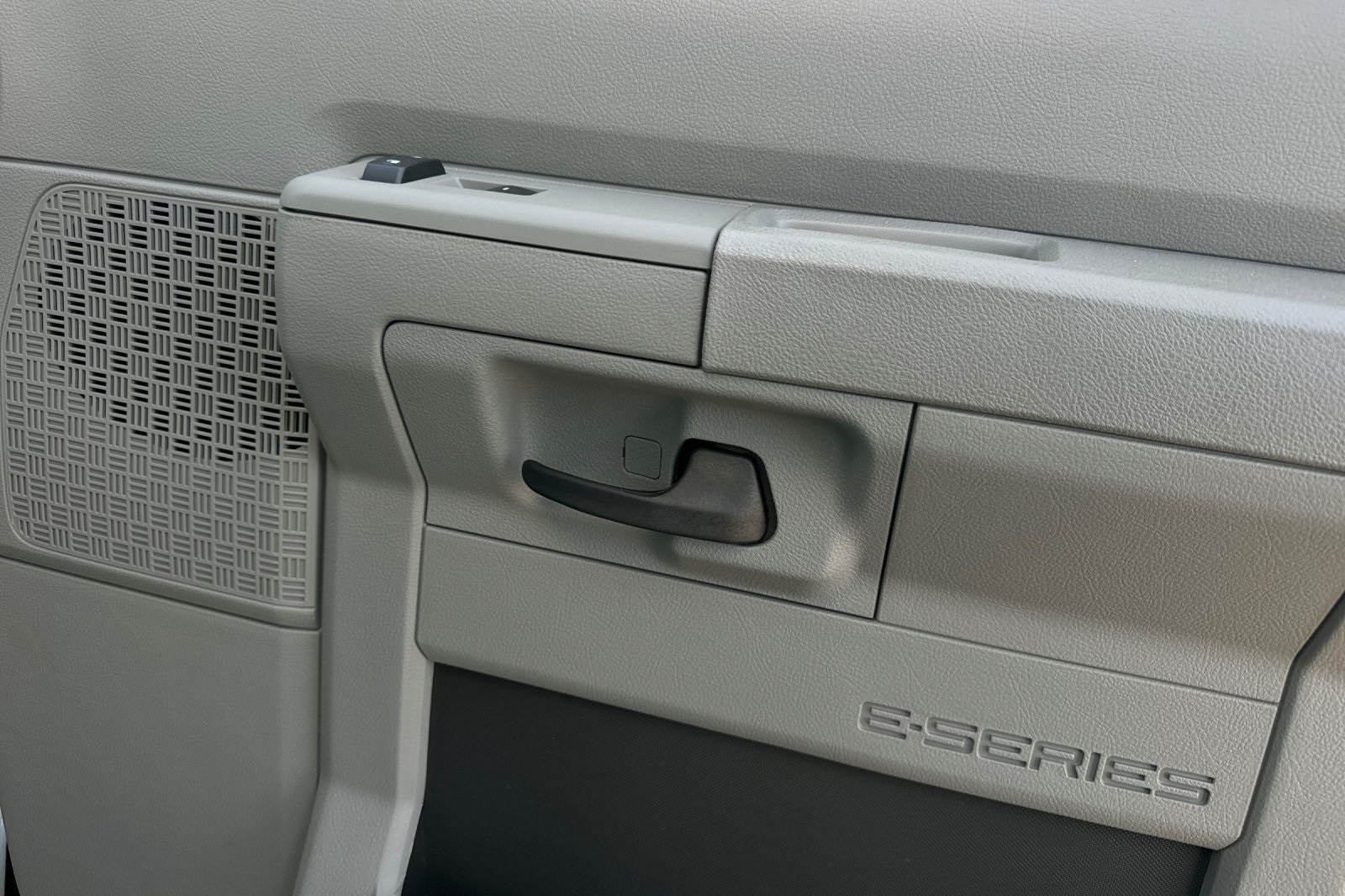 New 2026 Ford E-450 - photo 20