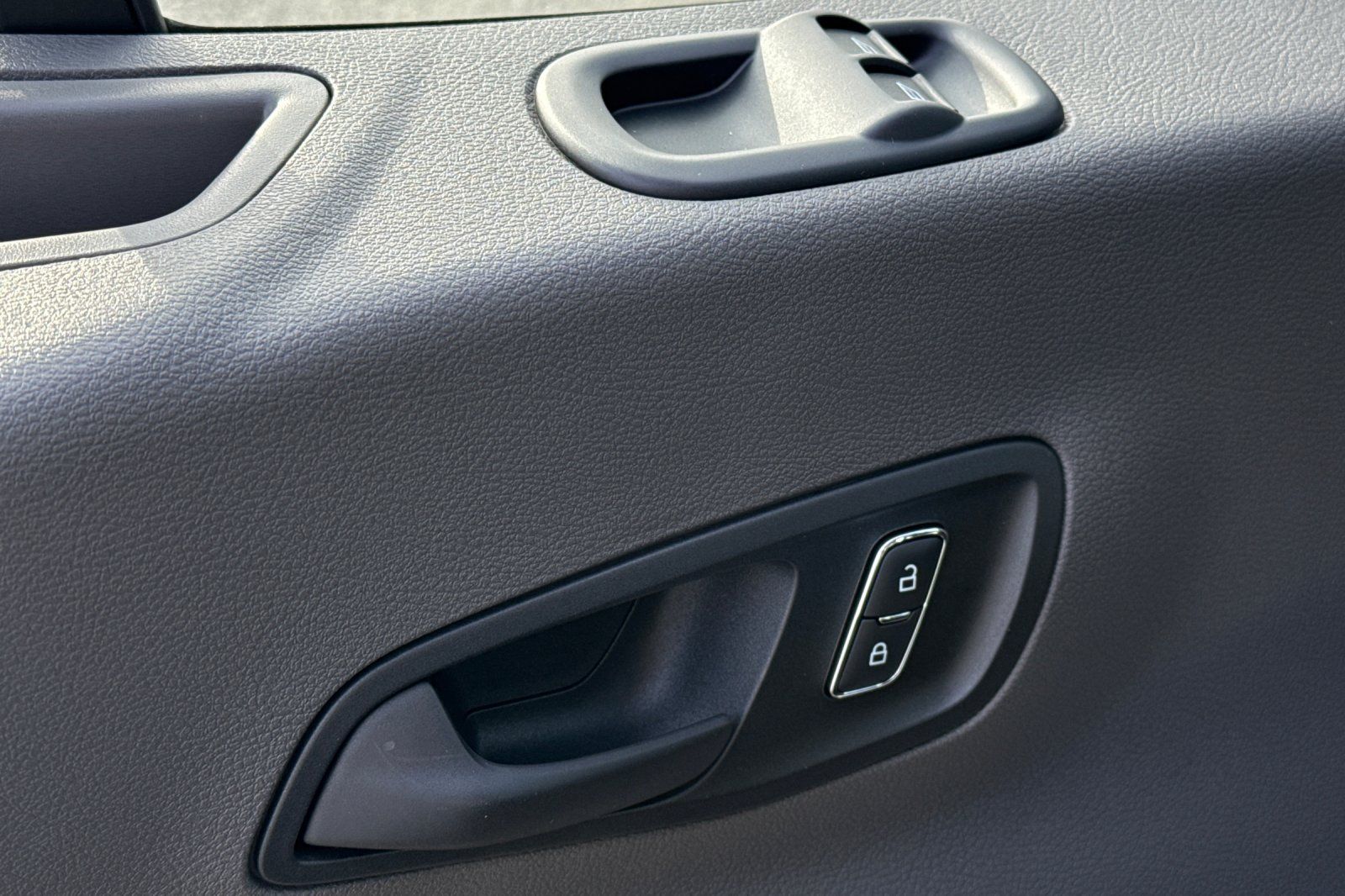 New 2026 Ford Transit 150 - photo 15