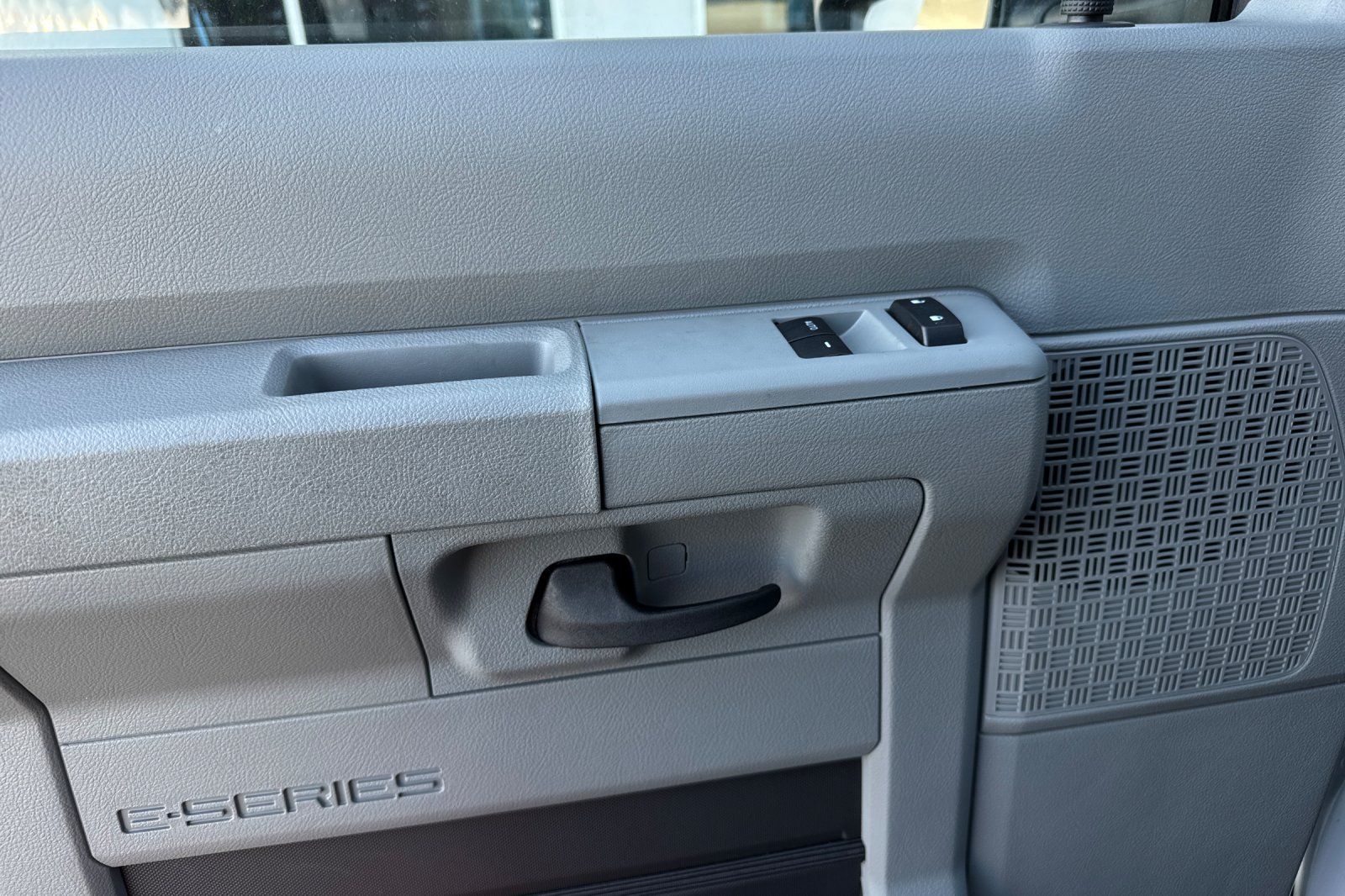 New 2026 Ford E-450 - photo 13