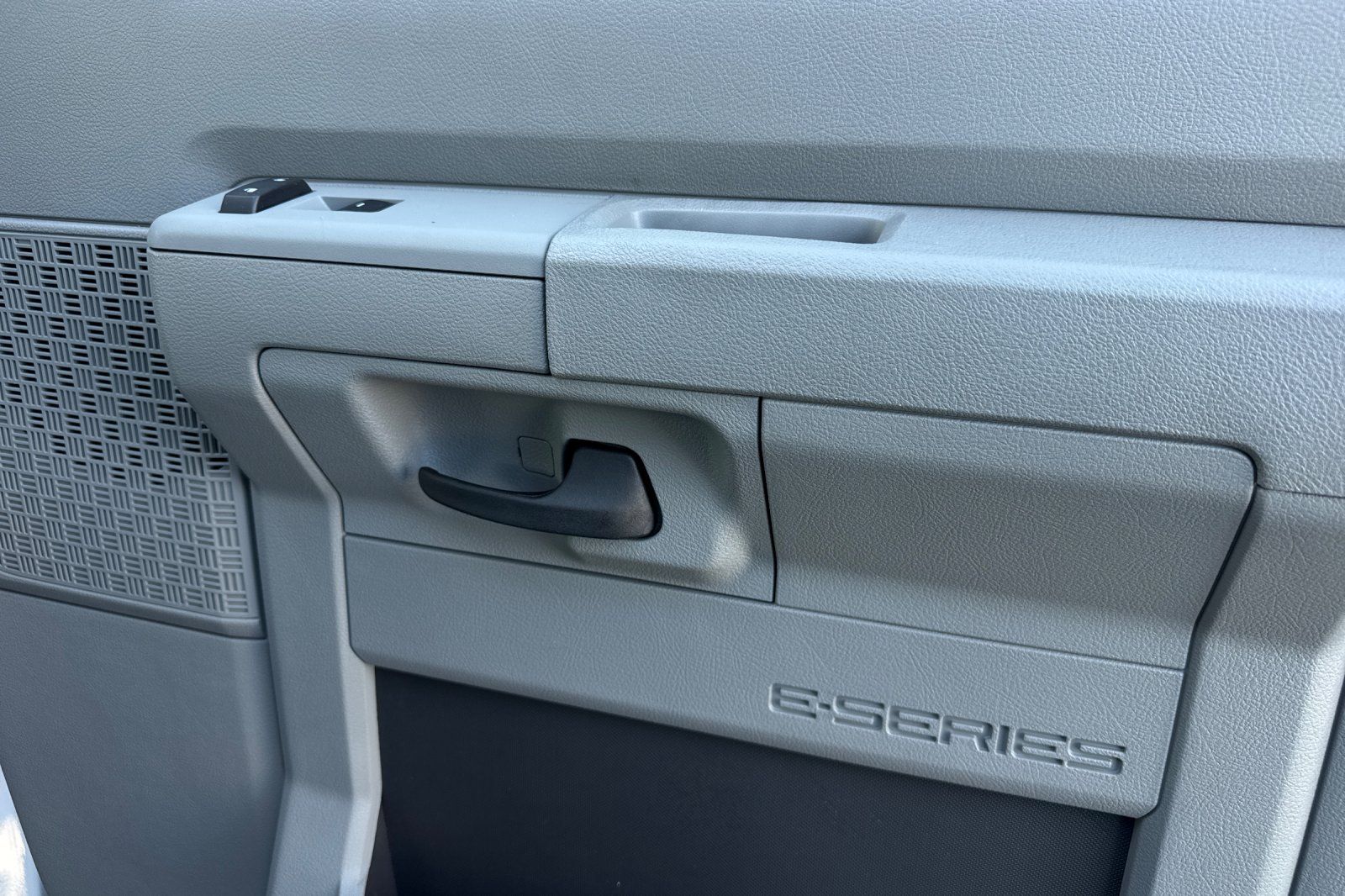 New 2026 Ford E-450 - photo 19