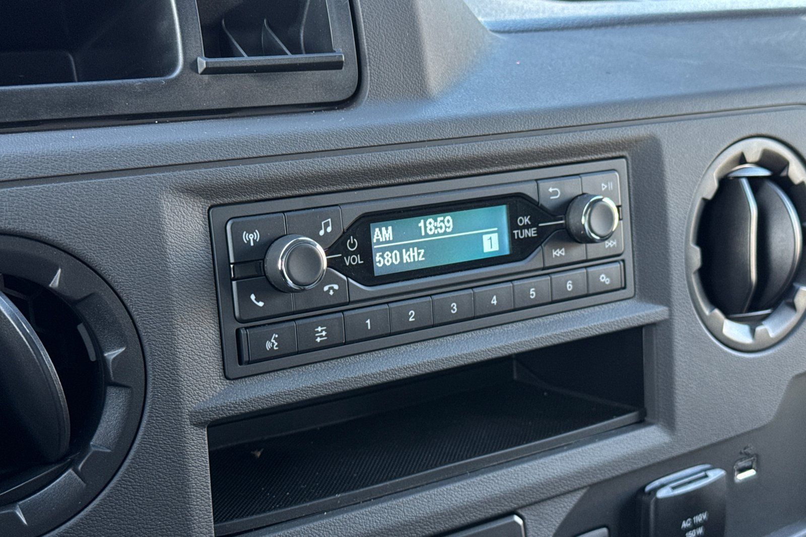 New 2026 Ford E-450 - photo 20