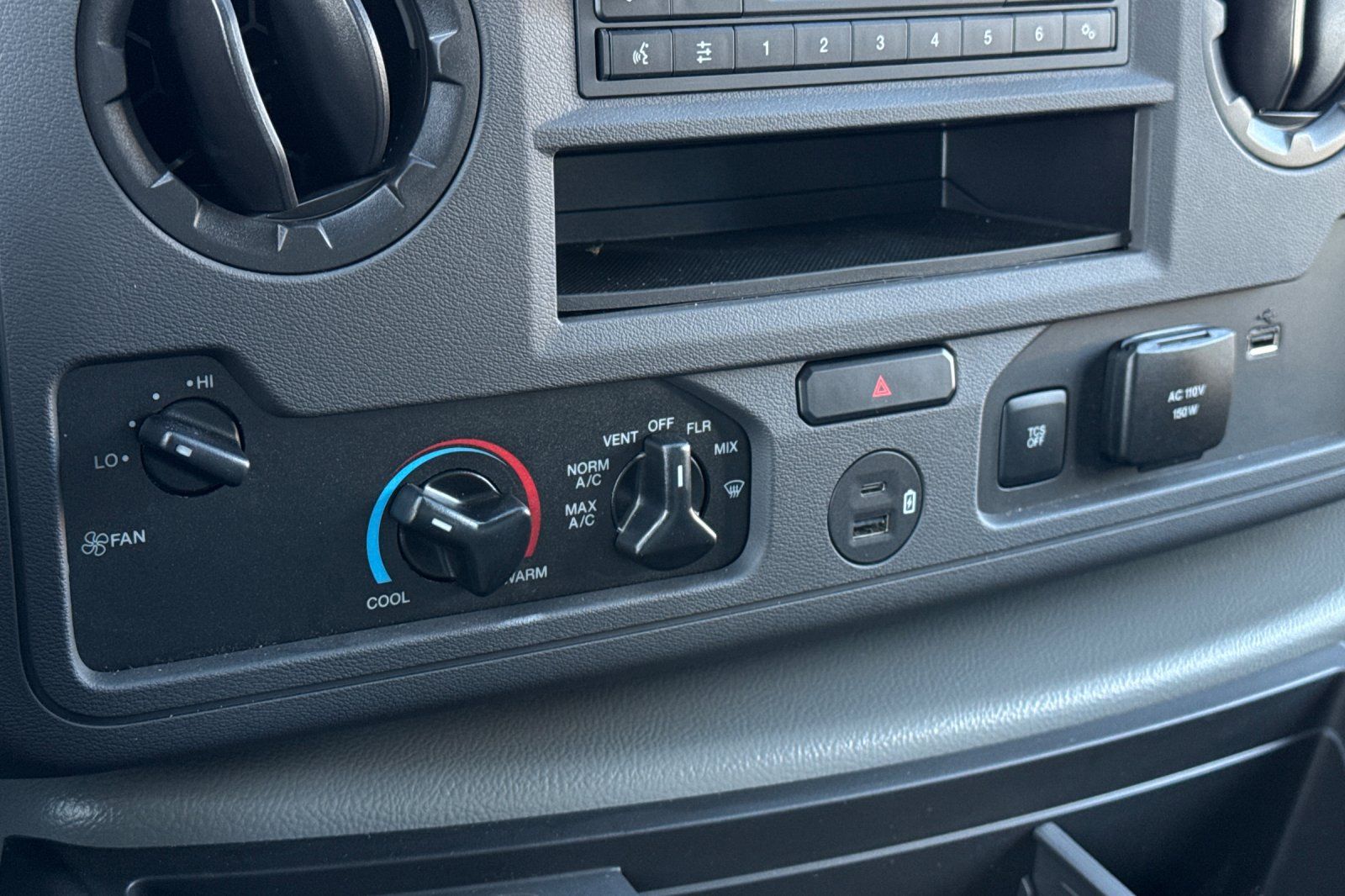 New 2026 Ford E-450 - photo 22