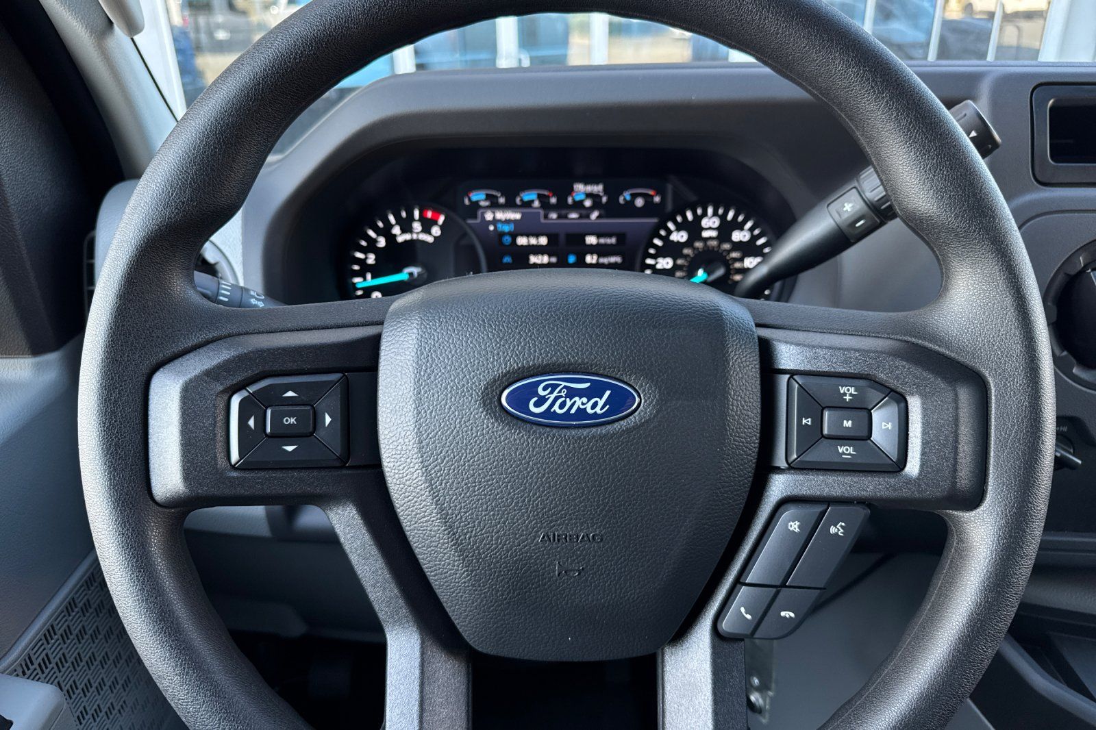 New 2026 Ford E-450 - photo 24