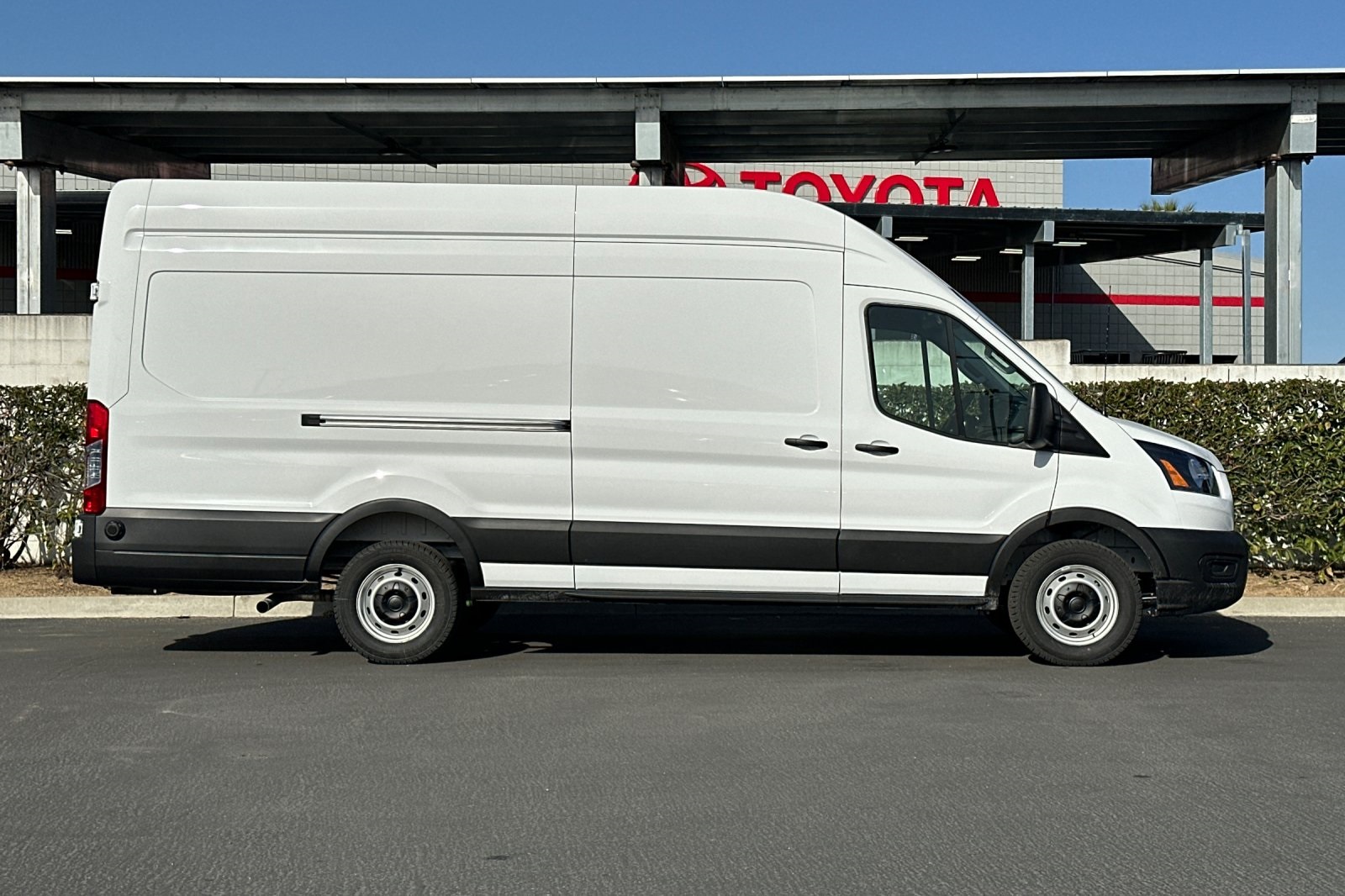 New 2026 Ford Transit 250 - photo 6
